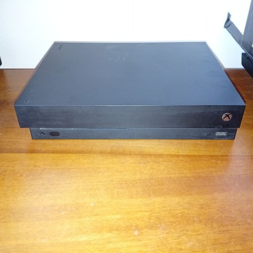 Microsoft xbox one - one, x
