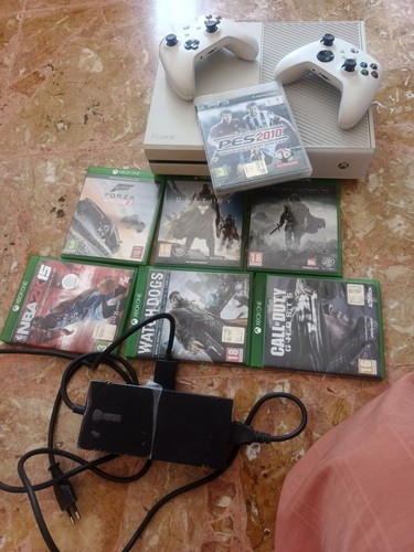 Xbox one bianca con cavi - tb,